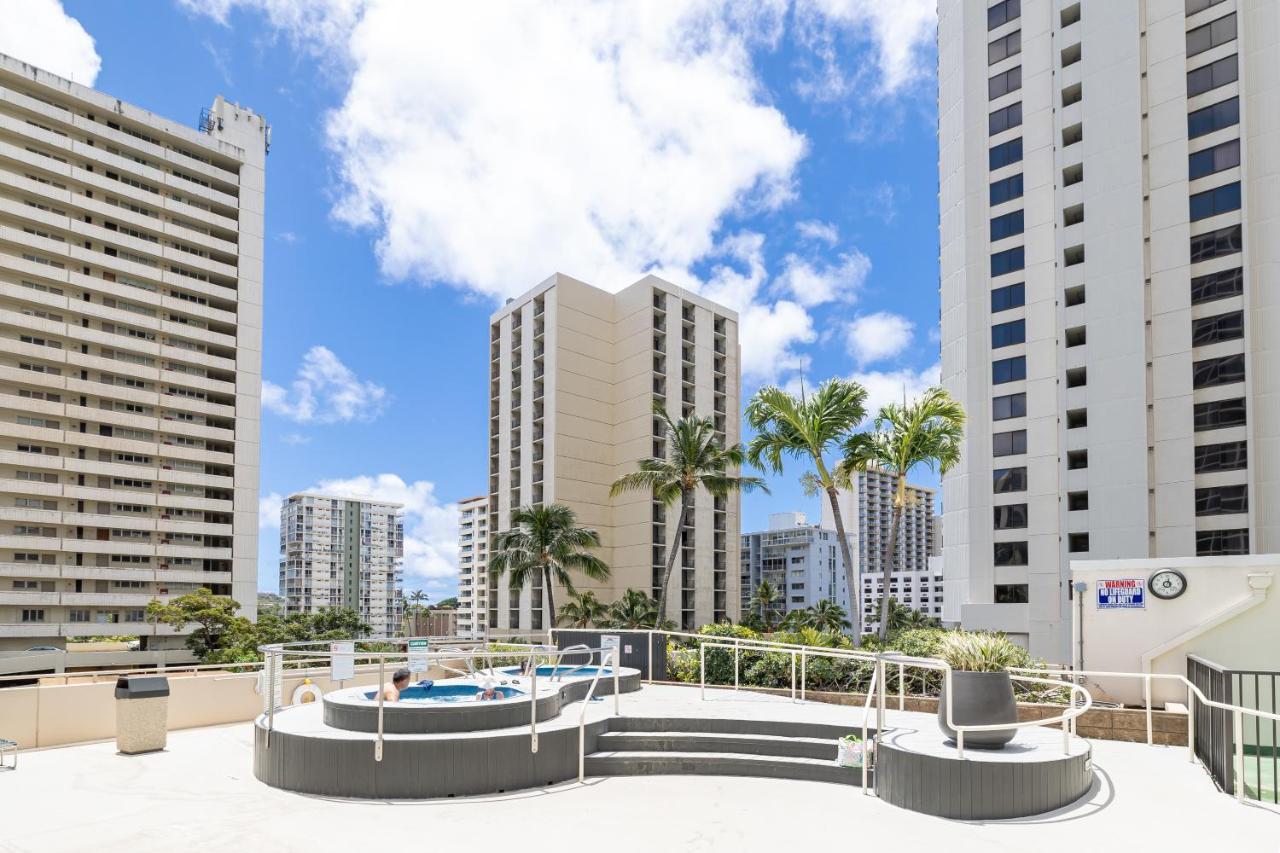 Tropical Bliss, Mountain View Condo Near Waikiki Beach With Free Parking Honolulu Exterior photo