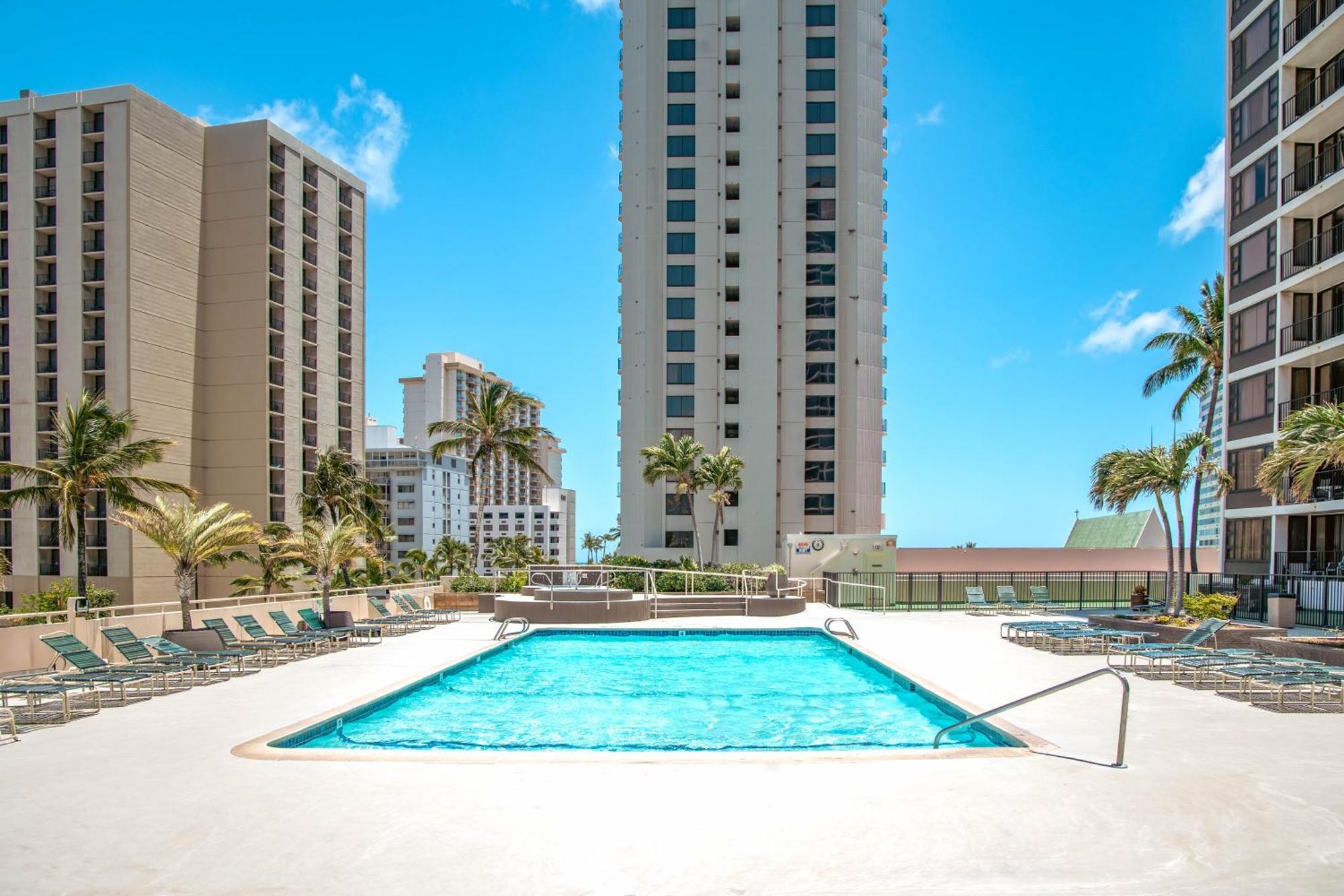 Tropical Bliss, Mountain View Condo Near Waikiki Beach With Free Parking Honolulu Exterior photo